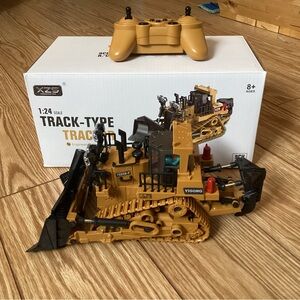 XZs Remote Control Bulldozer Toy